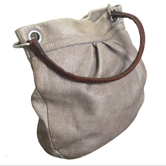 ROOTS Leather Olivia Hobo Shoulder Bag Taupe/Beige One Size - Picture 4 of 11